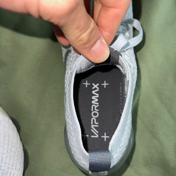 Nike Air VaporMax Flyknit 3 'White Reflect Silver' - Picture 14 of 16